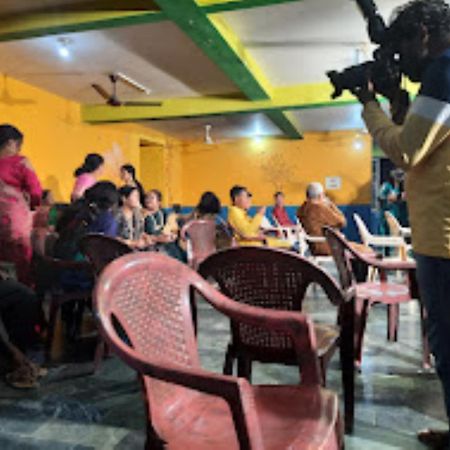 Hotel Chandan,Bhubaneswar Zewnętrze zdjęcie