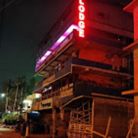 Hotel Chandan,Bhubaneswar Zewnętrze zdjęcie