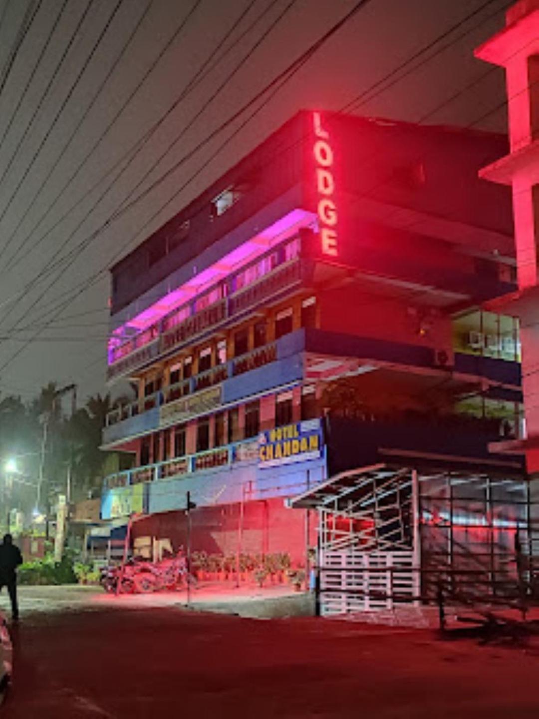 Hotel Chandan,Bhubaneswar Zewnętrze zdjęcie